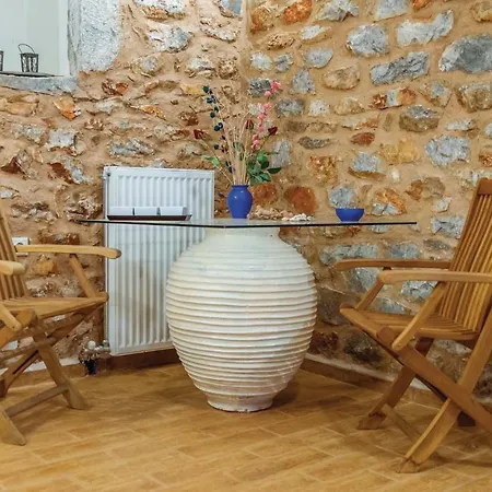 Three-bedroom In Olympies Mani